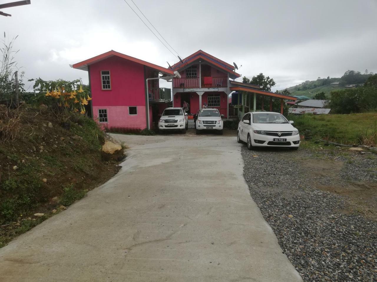 Strawberry Rest House Mesilou Kundasang Kampong Kundassan Exterior foto