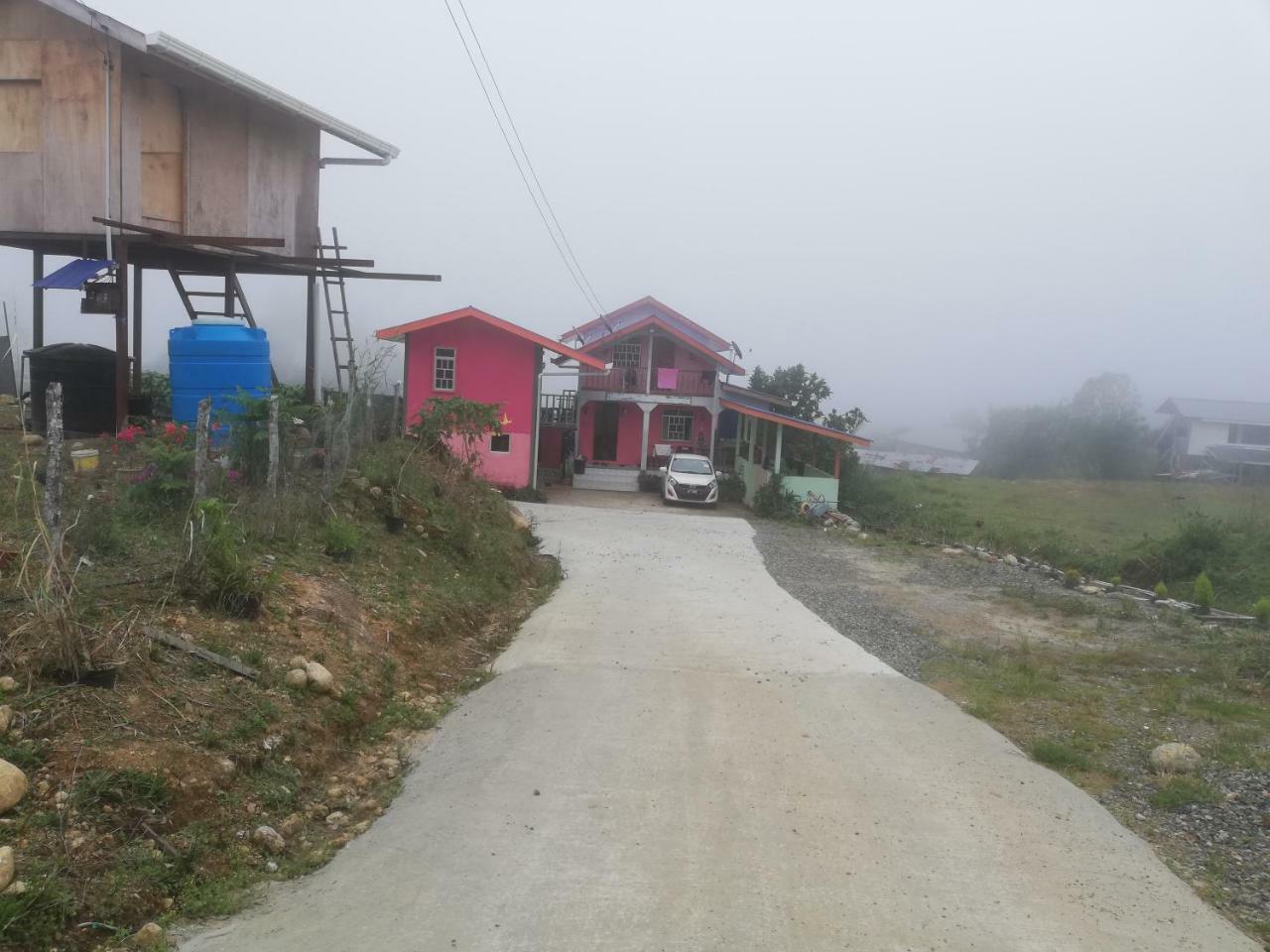 Strawberry Rest House Mesilou Kundasang Kampong Kundassan Exterior foto